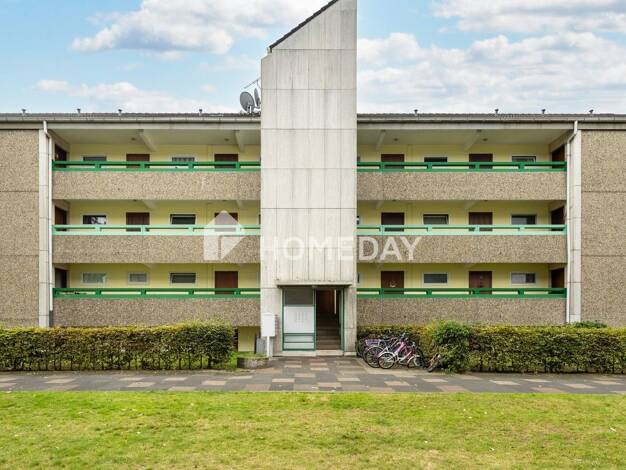 Wohnung zum Kauf 79.000 € 3 Zimmer 68 m² 2. Geschoss Stotel Loxstedt 27612