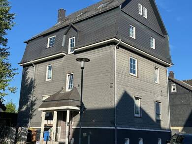 Haus zum Kauf 320.000 € 235 m² 570 m² Grundstück Haiger 35708