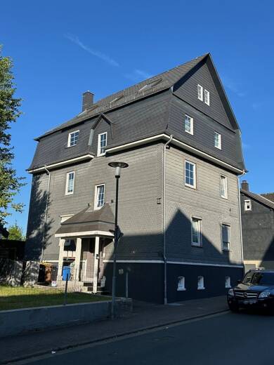 Haus zum Kauf 320.000 € 235 m² 570 m² Grundstück Haiger Haiger 35708