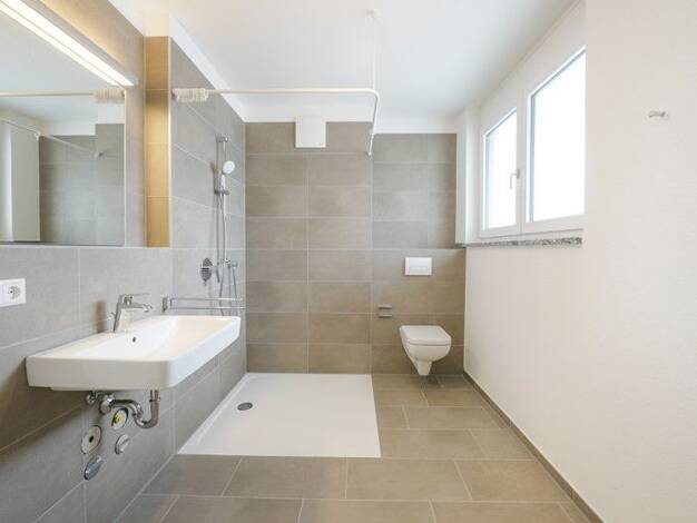 Wohnung zur Miete - Erstbezug 992 € 1,5 Zimmer 59,8 m² 4. Geschoss frei ab 01.09.2025 Von-Hünefeld-Straße 20+22 Stadtmitte Neu-Ulm 89231