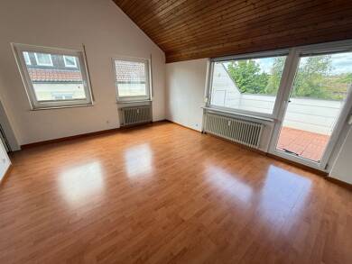 Wohnung zur Miete 850 € 3 Zimmer 75 m² Dachgeschoss, 3. Geschoss frei ab 01.08.2025 Waiblingen - Kernstadt Waiblingen 71332