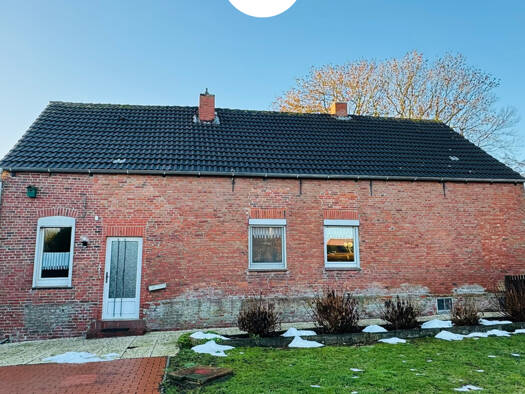 Einfamilienhaus zum Kauf 95.000 € 5 Zimmer 85 m² 418 m² Grundstück Canum Krummhörn / Canum 26736