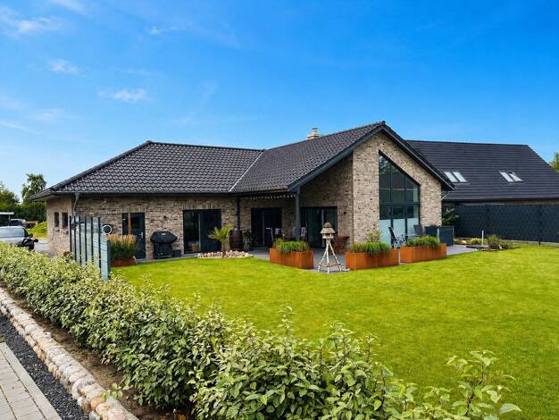 Bungalow zum Kauf provisionsfrei 650.000 € 5 Zimmer 123 m² 766 m² Grundstück Hürup 24975