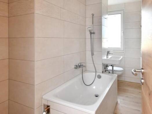 Wohnung zur Miete 382 € 3 Zimmer 60,6 m² 4. Geschoss Rosa-Luxemburg-Allee 13 Hohenstücken Brandenburg an der Havel 14772