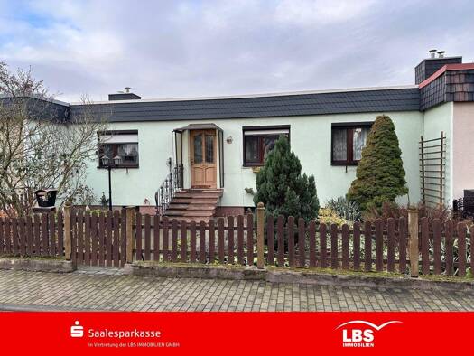 Bungalow zum Kauf 195.000 € 4 Zimmer 115 m² 510 m² Grundstück frei ab sofort Merseburg 06217