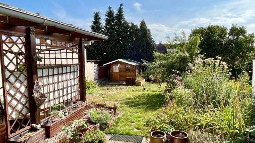 Reihenmittelhaus zum Kauf 320.000 € 7 Zimmer 162 m² 310 m² Grundstück Grimma 04668