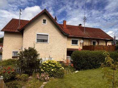 Mehrfamilienhaus zum Kauf 139.000 € 9 Zimmer 216 m² 385 m² Grundstück Gundlitz Stammbach 95236