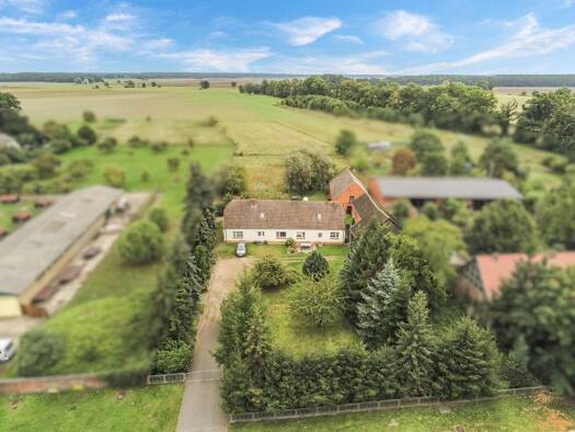 Mehrfamilienhaus zum Kauf 140.000 € 8 Zimmer 198,4 m² 6.080 m² Grundstück Priemern Altmärkische Höhe 39606