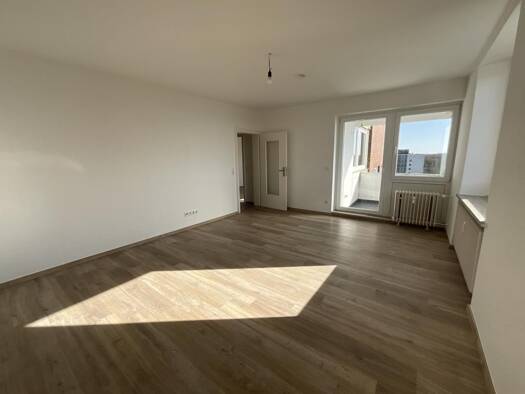Wohnung zur Miete 379 € 2 Zimmer 53,8 m² 7. Geschoss frei ab 07.08.2026 Weidenstraße 71 Aldenburg Wilhelmshaven 26389