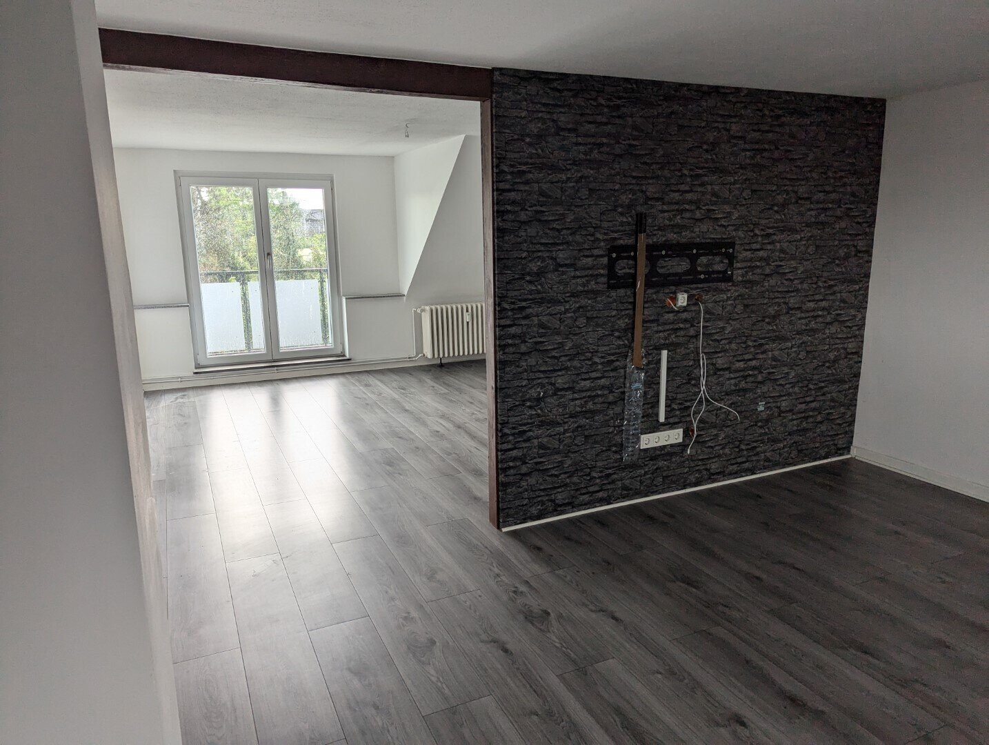 Wohnung zur Miete 579 € 2,5 Zimmer 80 m²<br/>Wohnfläche 2.<br/>Geschoss ab sofort<br/>Verfügbarkeit Lange Str. 19 Bergheim Duisburg 47228