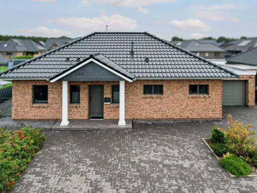 Einfamilienhaus zum Kauf 499.000 € 5 Zimmer 121 m² 801 m² Grundstück Wiesmoor 26639