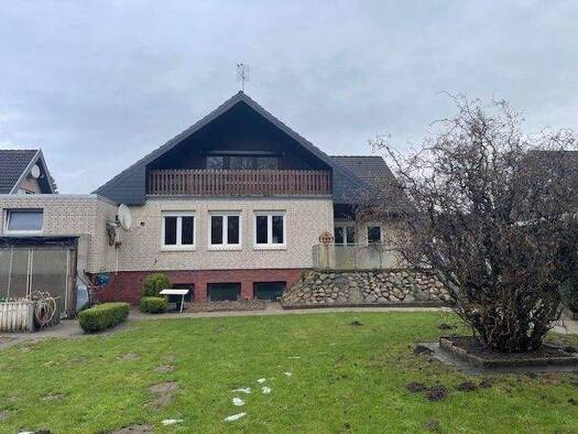 Mehrfamilienhaus zum Kauf 320.000 € 6 Zimmer 222,8 m² 840 m² Grundstück Burg 25712