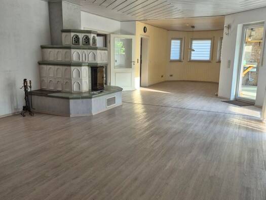 Terrassenwohnung zur Miete 1.600 € 3,5 Zimmer 170 m² Geschoss 1/2 frei ab 01.09.2026 Feldbergstraße 5 Hesseldorf Wächtersbach 63607