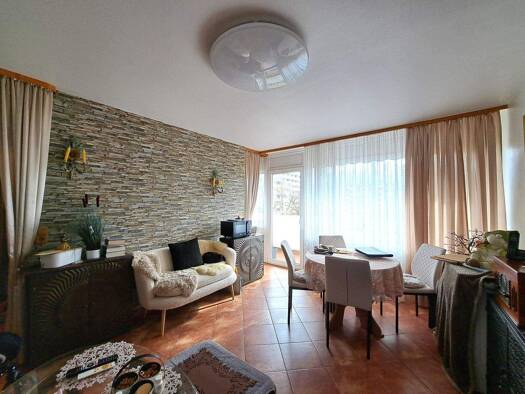 Wohnung zum Kauf 165.000 € 2 Zimmer 43 m² 5. Geschoss Nied Frankfurt 65934