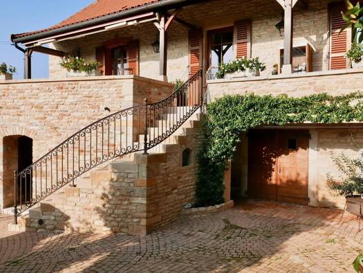 Einfamilienhaus zum Kauf 772.000 € 220 m² 2.665 m² Grundstück Cormatin 71460