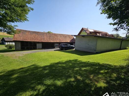 Immobilie in Dietersdorf am Gnasbach - Mehrfamilienhaus zum Kauf - Dietersdorf am Gnasbach - 499.000 € - 7 Zimmer, 222,6 m², 12.623 m² Grundstück - Bild 1