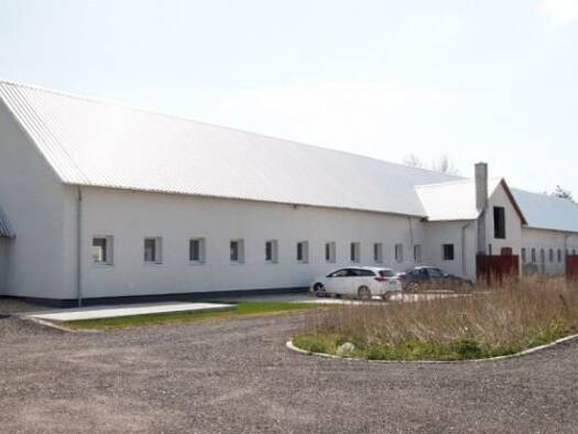 Logistikzentrum zum Kauf provisionsfrei 795.000 € 1.835 m² Lagerfläche Malacky 90101