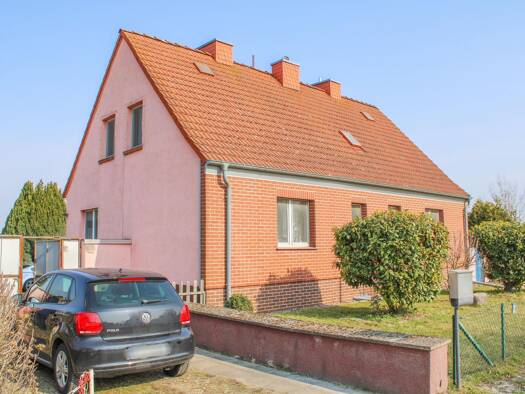Mehrfamilienhaus zum Kauf 155.000 € 7 Zimmer 144,6 m² 1.111 m² Grundstück Frankfurt Frankfurt (Oder) 15234