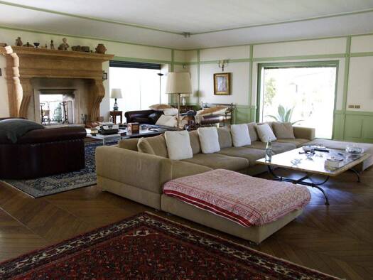 Villa zum Kauf 15 Zimmer 900 m² 2.000 m² Grundstück Via di Valle Vescovo Rome 00189