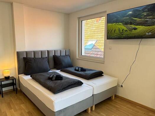Wohnung zur Miete Wohnen auf Zeit 1.999 € 1 Zimmer 40 m² frei ab sofort Neureuter Hauptstraße 0 Neureut Karlsruhe- Neureut 76149