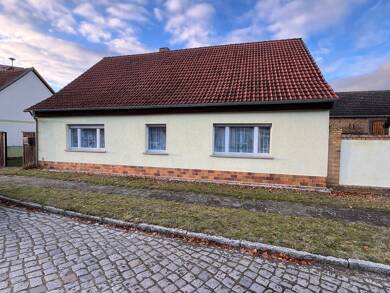 Haus zum Kauf 190.000 € 4 Zimmer 120 m² 360 m² Grundstück frei ab sofort Parkstraße 2 Kummersdorf-Alexanderdorf Am Mellensee 15838