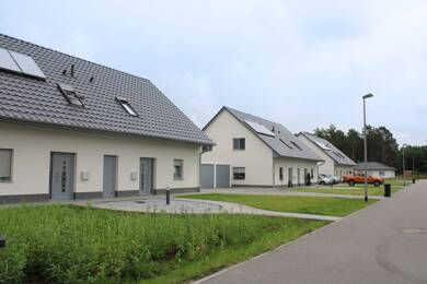 Doppelhaushälfte zur Miete 1.390 € 4 Zimmer 126 m² Waldparksiedlung Gallinchen Cottbus 03051