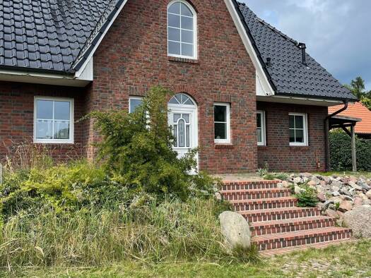 Einfamilienhaus zur Miete 2.390 € 5 Zimmer 200 m² frei ab sofort Kröslin 17440