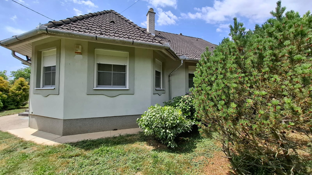 Haus zum Kauf 185.000 € 4 Zimmer 139 m² 7.672 m² Grundstück Ráksi, Somogy megye