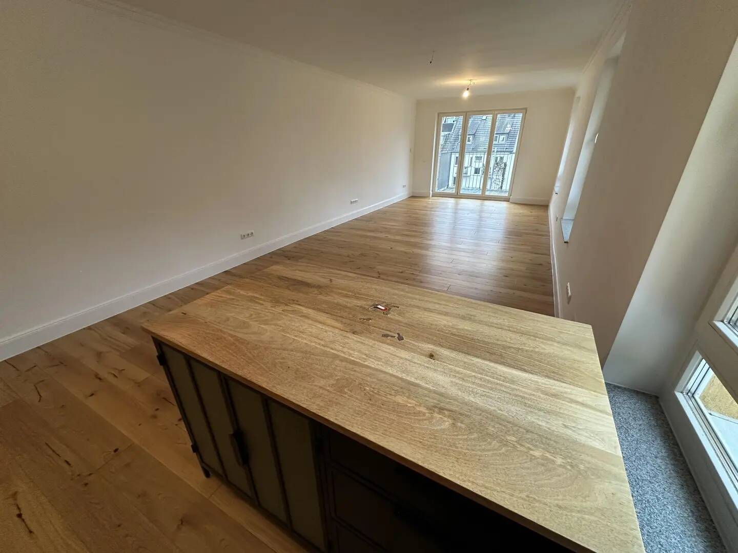 Property thumbnail 12