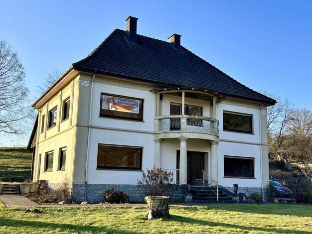 Villa zum Kauf 319.000 € 9 Zimmer 261 m² 8.886 m² Grundstück Hohenhausen Kalletal-Hohenhausen 32689