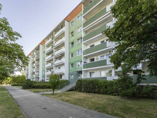 Studio zur Miete 242 € 1 Zimmer 32,6 m² 2. Geschoss frei ab 16.03.2026 Saturnstraße 63 Grünau-Nord Leipzig 04205