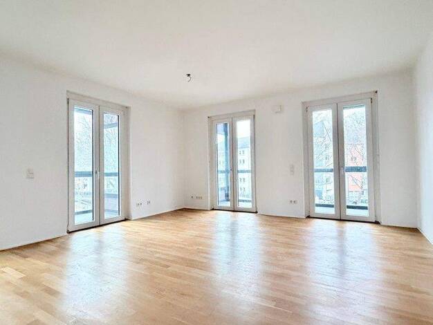 Wohnung zur Miete 1.063 € 3 Zimmer 78,8 m² 1. Geschoss frei ab 21.03.2026 Konrad-Adenauer-Ring 1 Biebrich Wiesbaden 65187