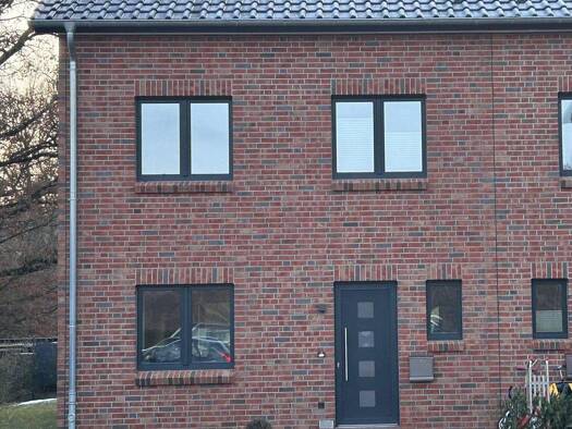 Reihenendhaus zur Miete - Erstbezug 1.620 € 5 Zimmer 135 m² 200 m² Grundstück Büchen 21514