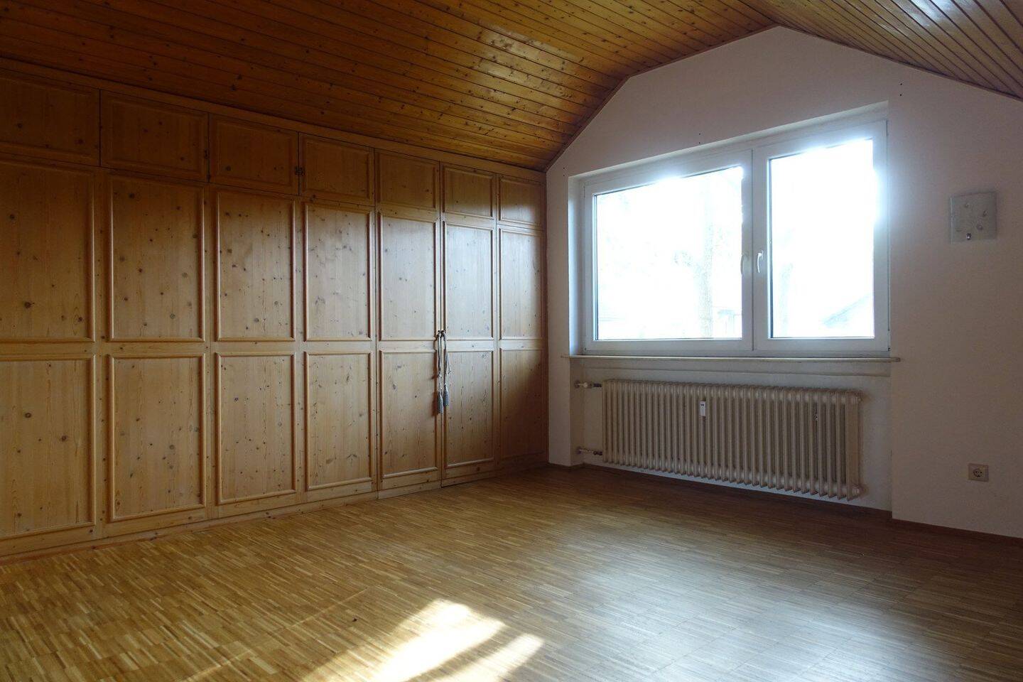 Einfamilienhaus zum Kauf - Mehr