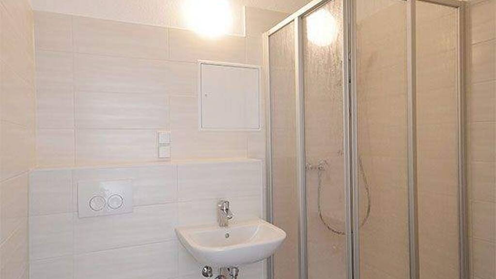 Wohnung zur Miete 384 € 2 Zimmer 56,5 m² 3. Geschoss frei ab 01.04.2026 Lindenweg 7 Heide Nord Halle (Saale) 06120