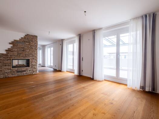 Penthouse zum Kauf 889.000 € 4 Zimmer 147 m² Dachgeschoss, 4. Geschoss frei ab sofort Burghausen 84489