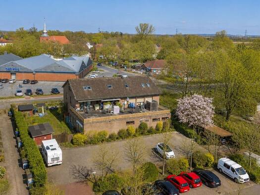 Mehrfamilienhaus zum Kauf als Kapitalanlage geeignet 880.000 € 706 m² 1.534 m² Grundstück Horneburg 21640