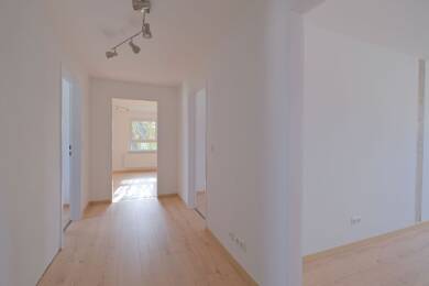 Wohnung zur Miete 550 € 3 Zimmer 73 m² Geschoss 2/2 Geigengrund Hof 95032
