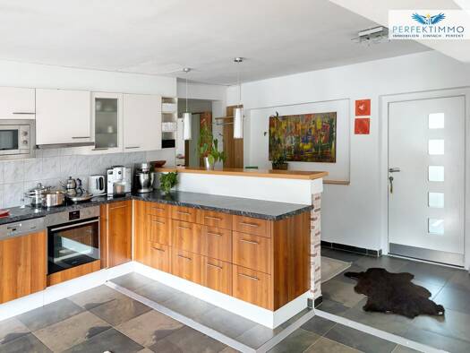Gewerbeobjekt zum Kauf als Kapitalanlage geeignet 945.000 € 7 Zimmer 448 m² 980 m² Grundstück Landeck 6500