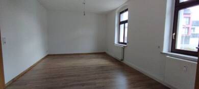 Wohnung zur Miete 380 € 3 Zimmer 69,4 m² 1. Geschoss frei ab 01.08.2025 Schönheider Straße 2 Eibenstock Eibenstock 08309