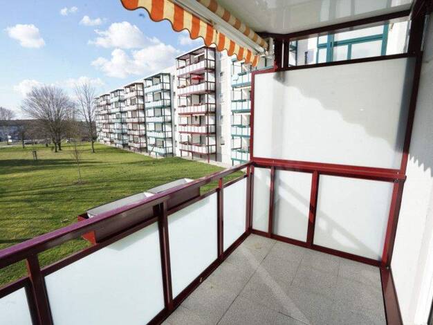 Wohnung zur Miete 376 € 3 Zimmer 58,7 m² 1. Geschoss Kutusowstr. 98 Yorckgebiet Chemnitz 09130