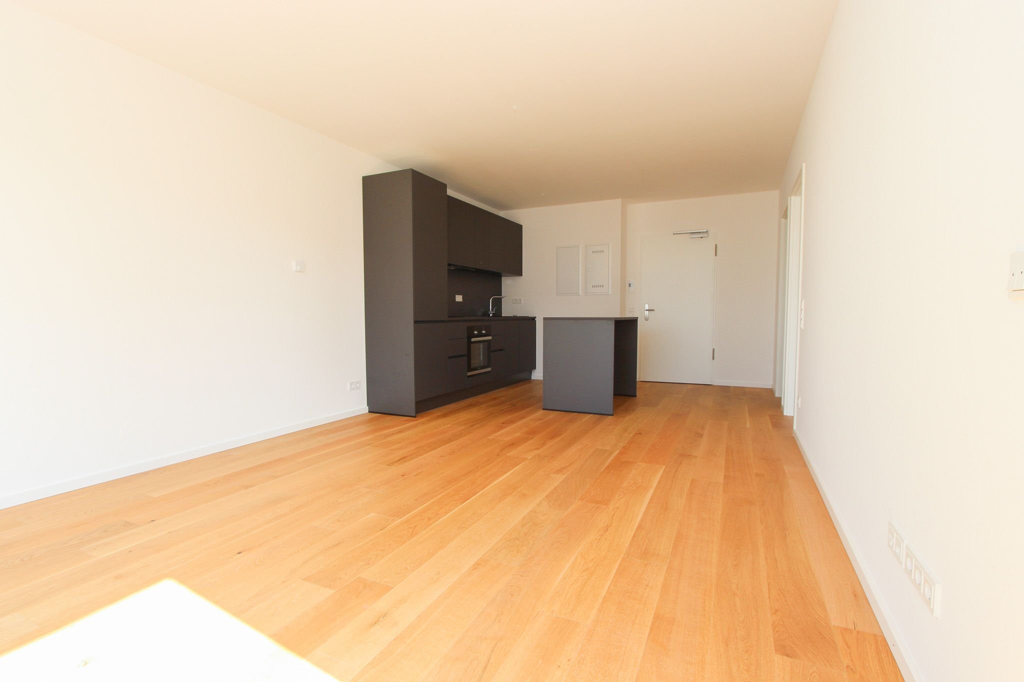 Wohnung zur Miete 1.365 € 2 Zimmer 54,1 m²<br/>Wohnfläche 2.<br/>Geschoss 01.11.2024<br/>Verfügbarkeit Leinweberweg 45 Lochhausen München 81249