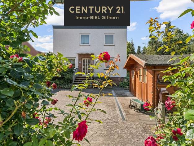 Einfamilienhaus zum Kauf 350.000 € 6 Zimmer 141 m² 999 m² Grundstück Gifhorn Gifhorn 38518