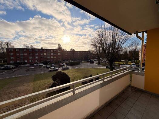 Studio zum Kauf 94.500 € 1 Zimmer 36 m² 8. Geschoss frei ab sofort Ellerau 25479