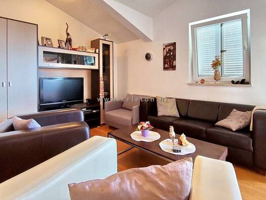 Wohnung zur Miete 1.000 € 3 Zimmer 75 m² 2. Geschoss Obala marsala Tita, 1 Luka