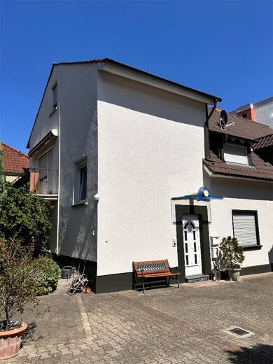 Wohnung zur Miete 850 € 3 Zimmer 105 m² frei ab 01.10.2025 Schillerschule 8 Viernheim 68519
