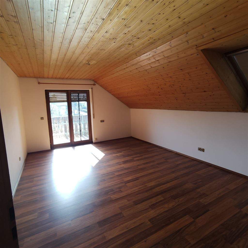 Immobilie in Hohentengen - Grün, Großzügig, Gemeinsam - Ihr Zweifamilienhaus mit Zukunft - Bild 2