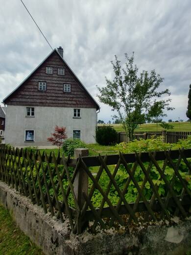 Bauernhaus zum Kauf 32.500 € 730 m² Grundstück frei ab sofort Hermsdorf Hermsdorf 01776
