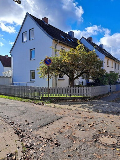 Reihenendhaus zur Miete 1.060 € 7 Zimmer 117,4 m² 269 m² Grundstück frei ab 01.01.2025 Neuenhäusen Celle 29221