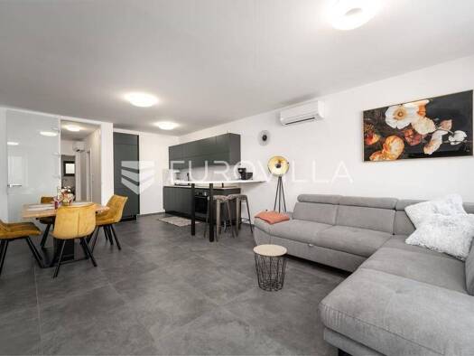 Wohnung zum Kauf 377.000 € 3 Zimmer 99 m² Funtana Funtana